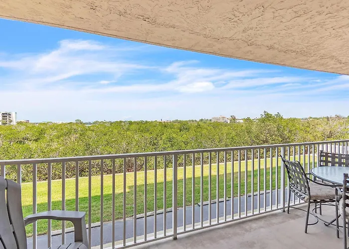 Bayshore Yacht & Tennis 205 Holiday home *