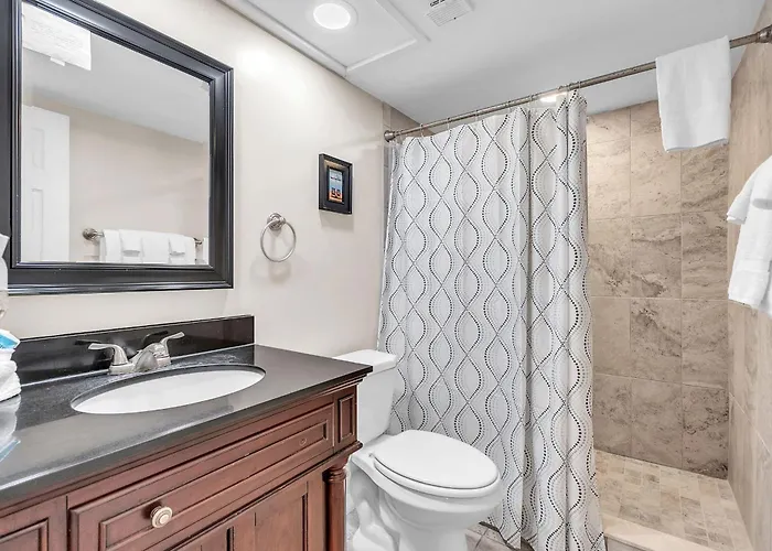 Bayshore Yacht & Tennis 205 Holiday home